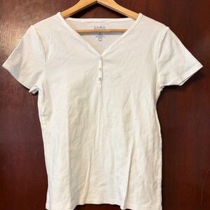 croft & barrow Women's White  Buttoned V-Neck Tee